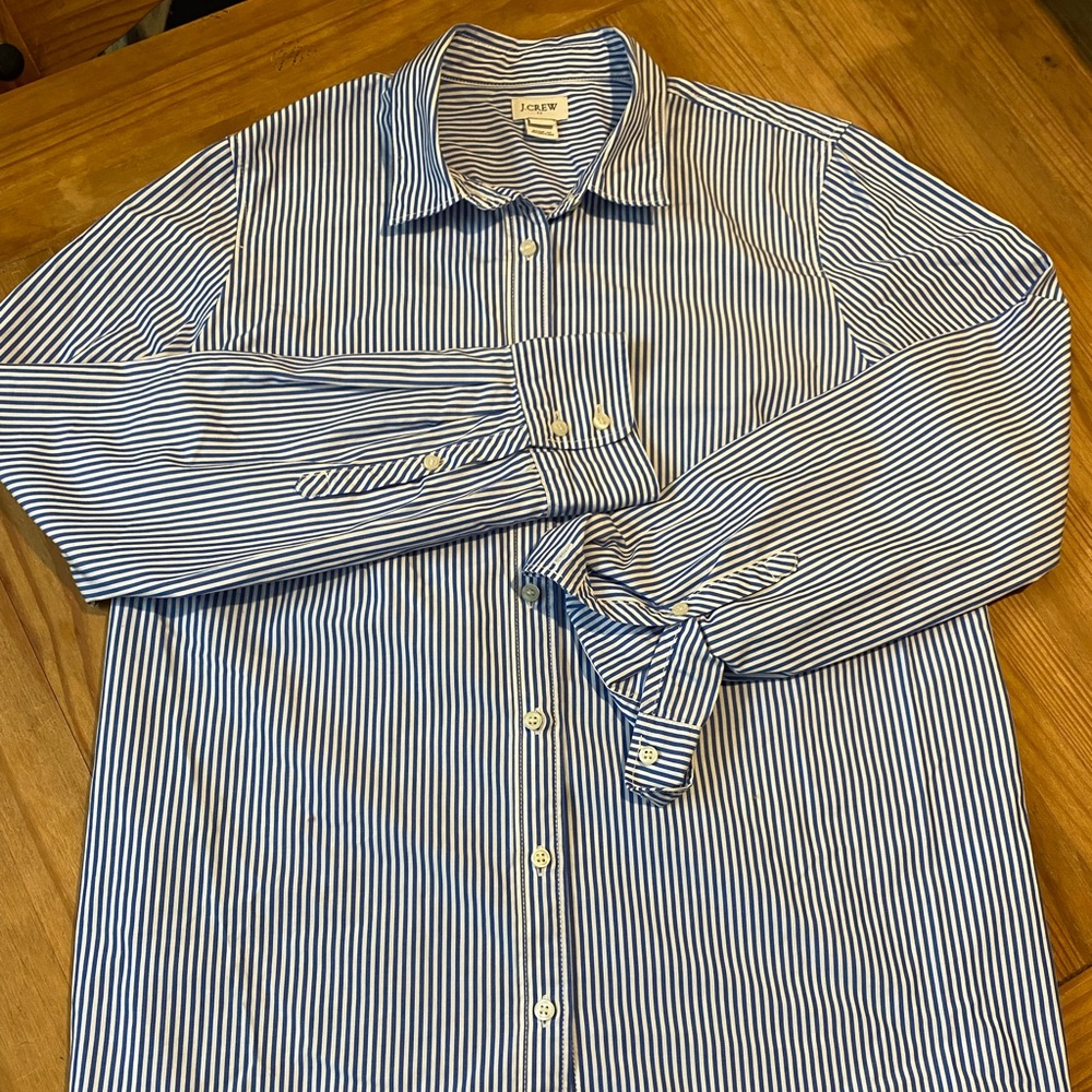 J.Crew Classic Blue and White Striped Summer Button Down
